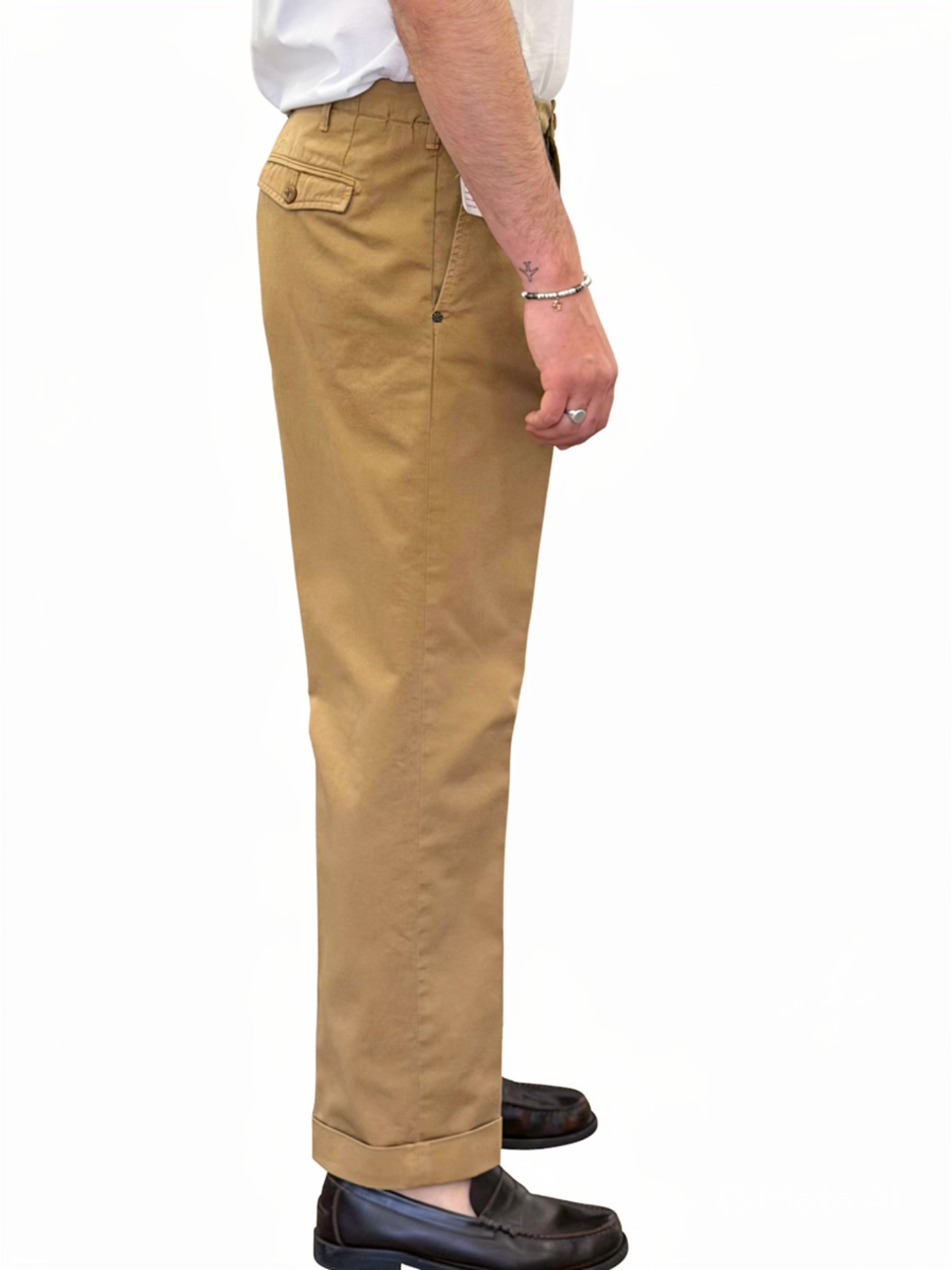 UNIFORM PLEAT CHINO