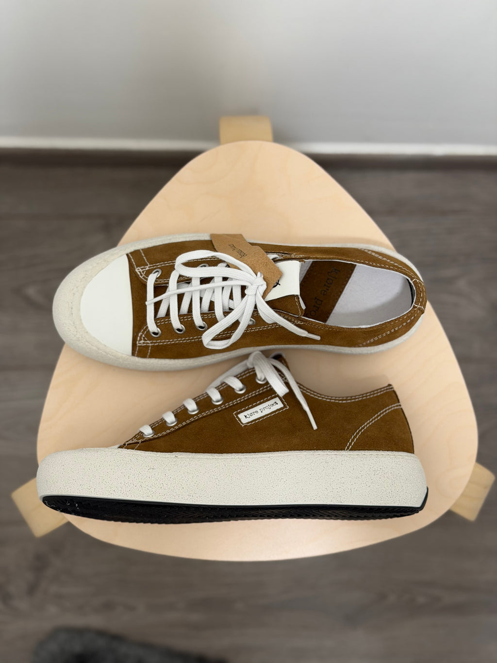 SNEAKERS KJORE PROJECT